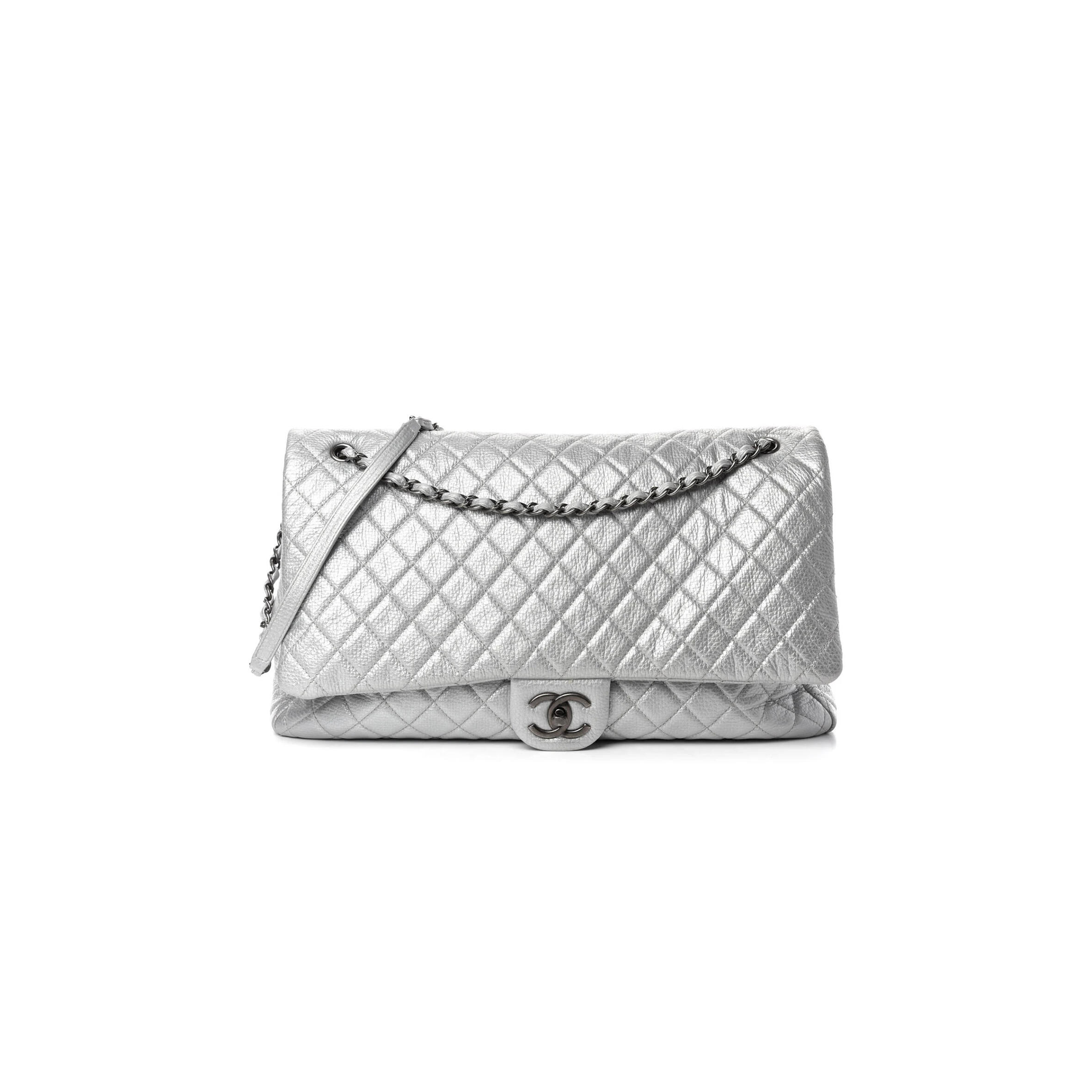 CHANEL METALLIC CALFSKIN QUILTED XXL TRAVEL FLAP BAG SILVER (44*25*14cm)
